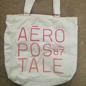 Aeropostale tote bag!